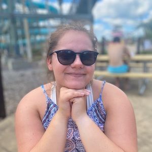 Meet your Posher, Hannah